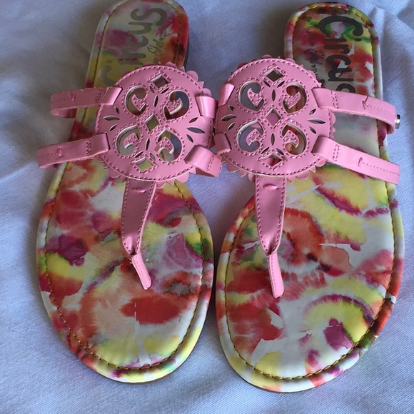 NWOB circus Pink Thong Sandals - Picture 2 of 5
